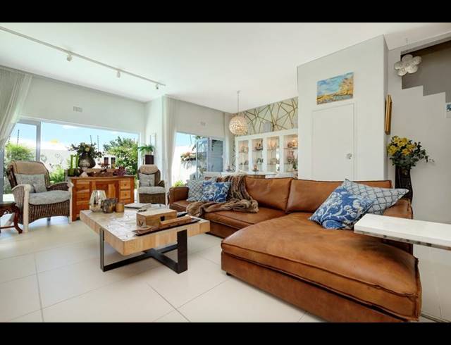 3 BEDROOM TOWNHOUSE FOR SALE IN RIVER CLUB